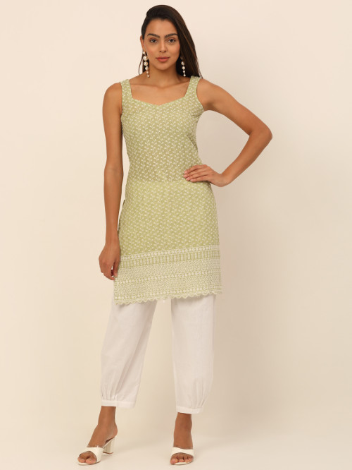 Women Green Floral Embroidered Pure Cotton Kurta with Salwar