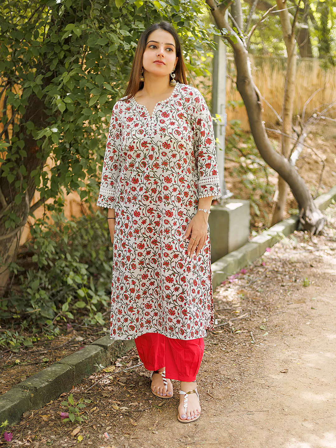 Handblock Printed White and Red Floral Kurta  with Lace details
