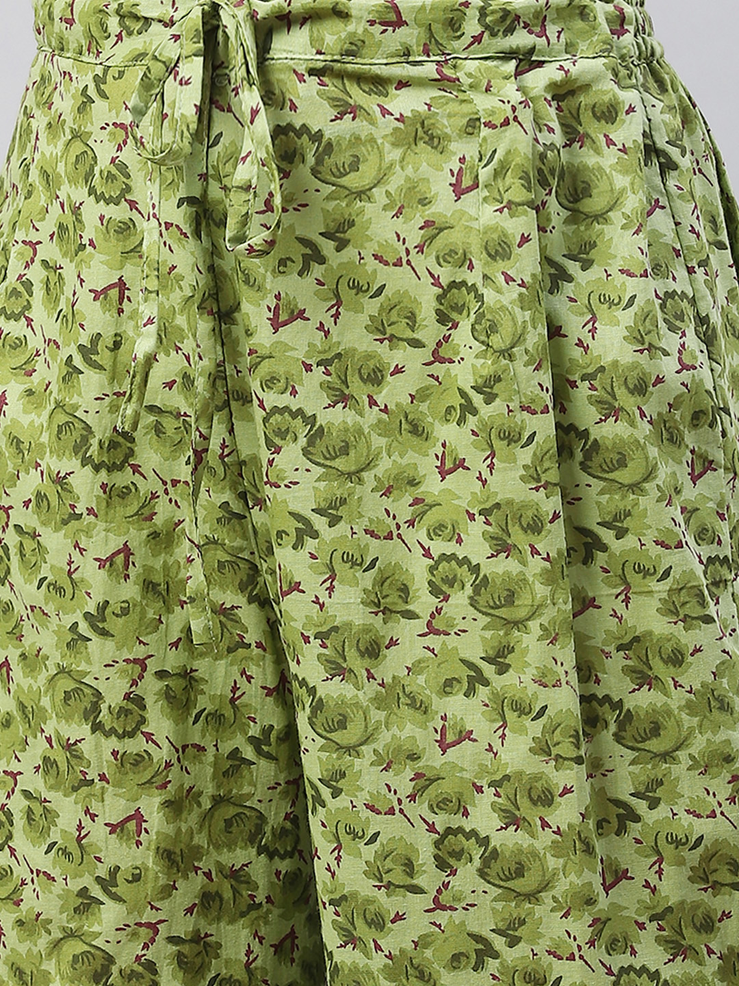 Women Green Floral Panelled Gotta Patti Pure Cotton Kurta Set