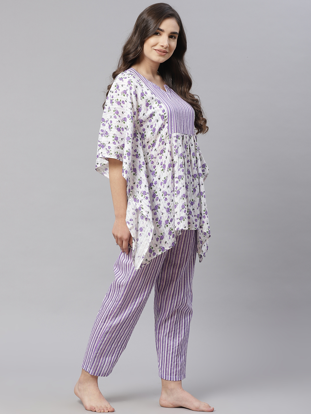 Women Purple & White Floral  Printed Cotton Pyjama Set